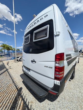 PXL_20260204_040601369