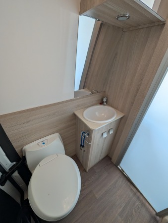 PXL_20260204_040826655