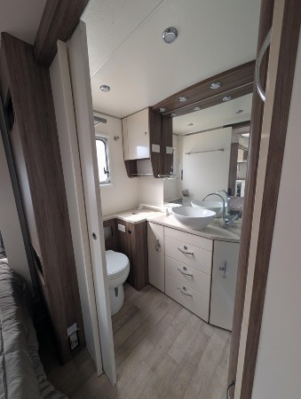 PXL_20260317_041318605