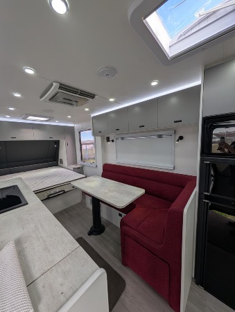 PXL_20260320_062542798